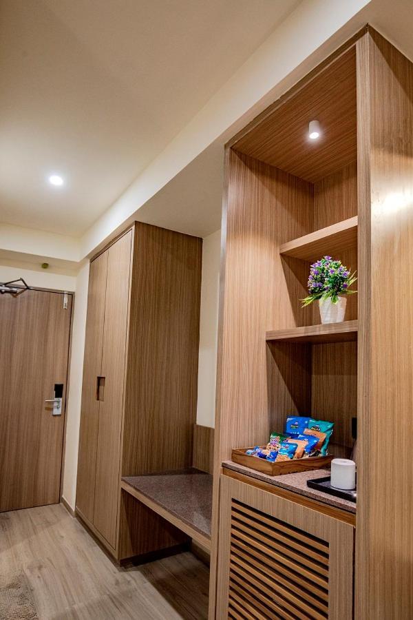 Hotel Nexus Rajkot Luaran gambar