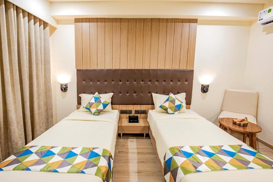 Hotel Nexus Rajkot Luaran gambar