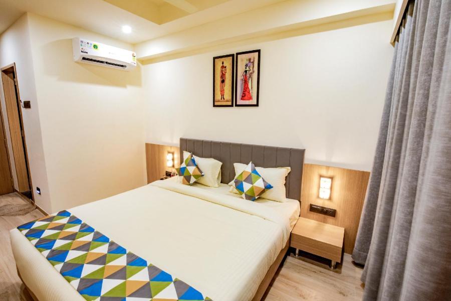 Hotel Nexus Rajkot Luaran gambar