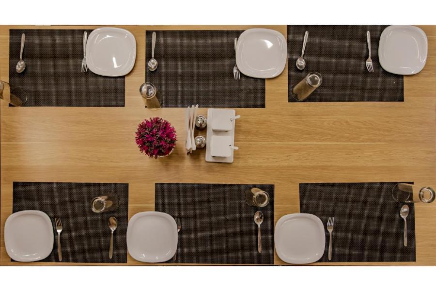 Hotel Nexus Rajkot Luaran gambar