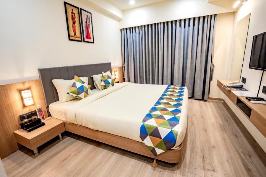 Hotel Nexus Rajkot Luaran gambar
